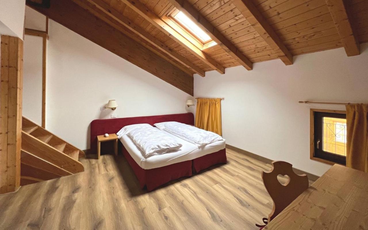 Antico Albergo Stella D'Italia Фольгария Экстерьер фото