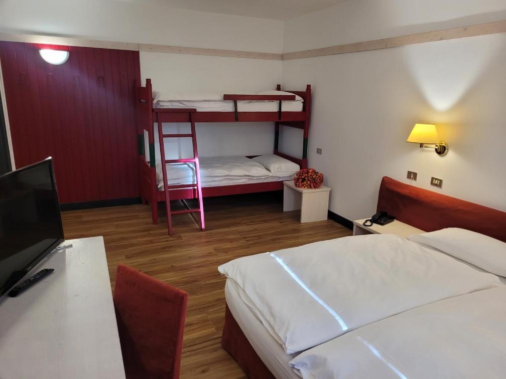 Antico Albergo Stella D'Italia Фольгария Экстерьер фото